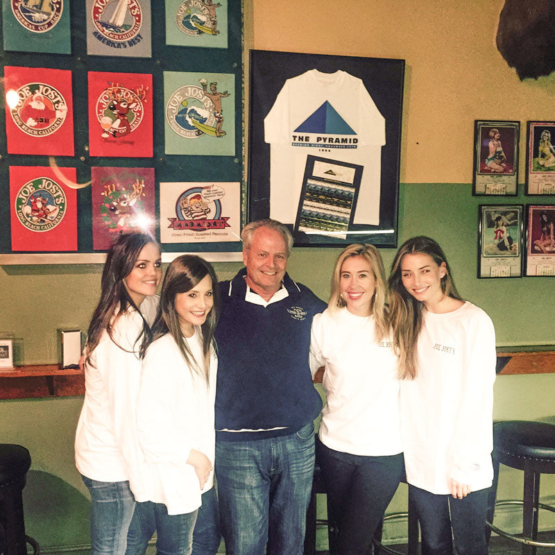 Natalie Gill, Katie Hooks, Greg Gill, Cassie Gill and Taylor Sullivan